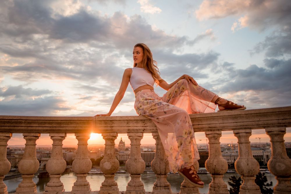 Budapest Photo Shoot — Sunrise Session photograph 15