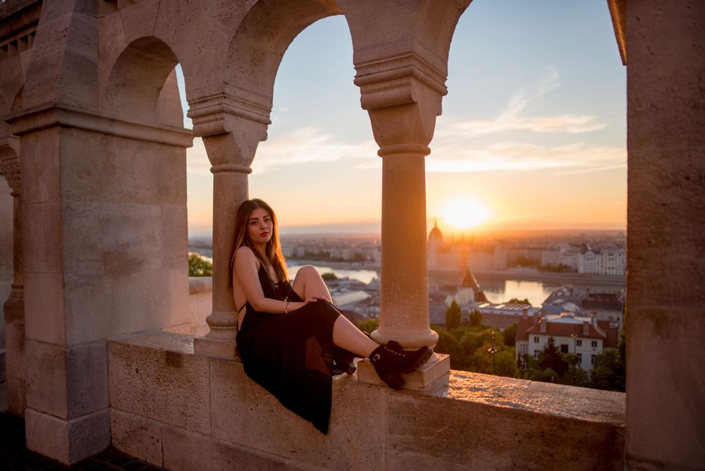 Budapest Photo Shoot — Sunrise Session photograph 27
