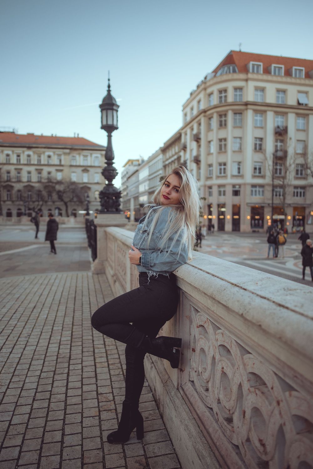 Budapest Photo Shoot — Sunset Session photograph 23